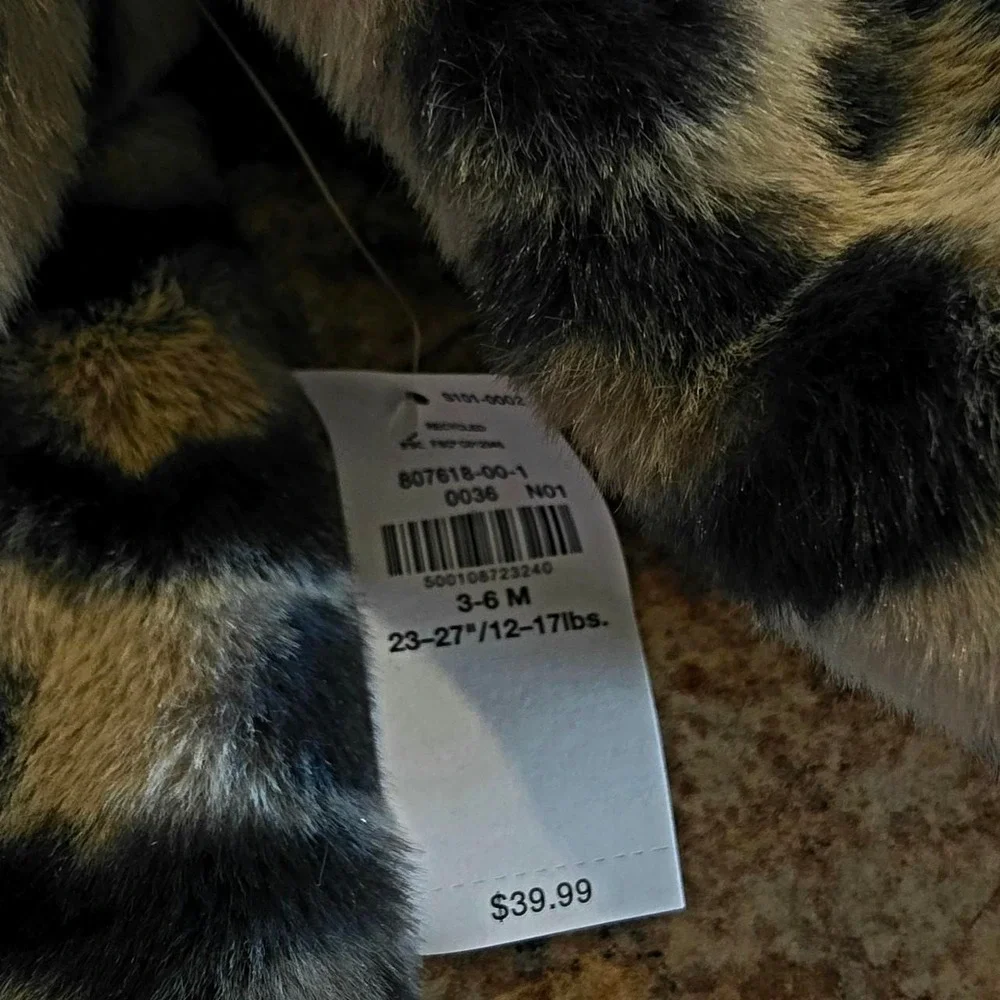 Old Navy Faux Fur coat toddler Girl
